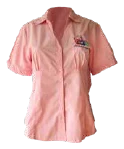Blusa de uniforme rosada con logo bordado